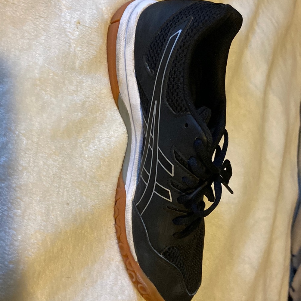 Asaic like new black sneakers